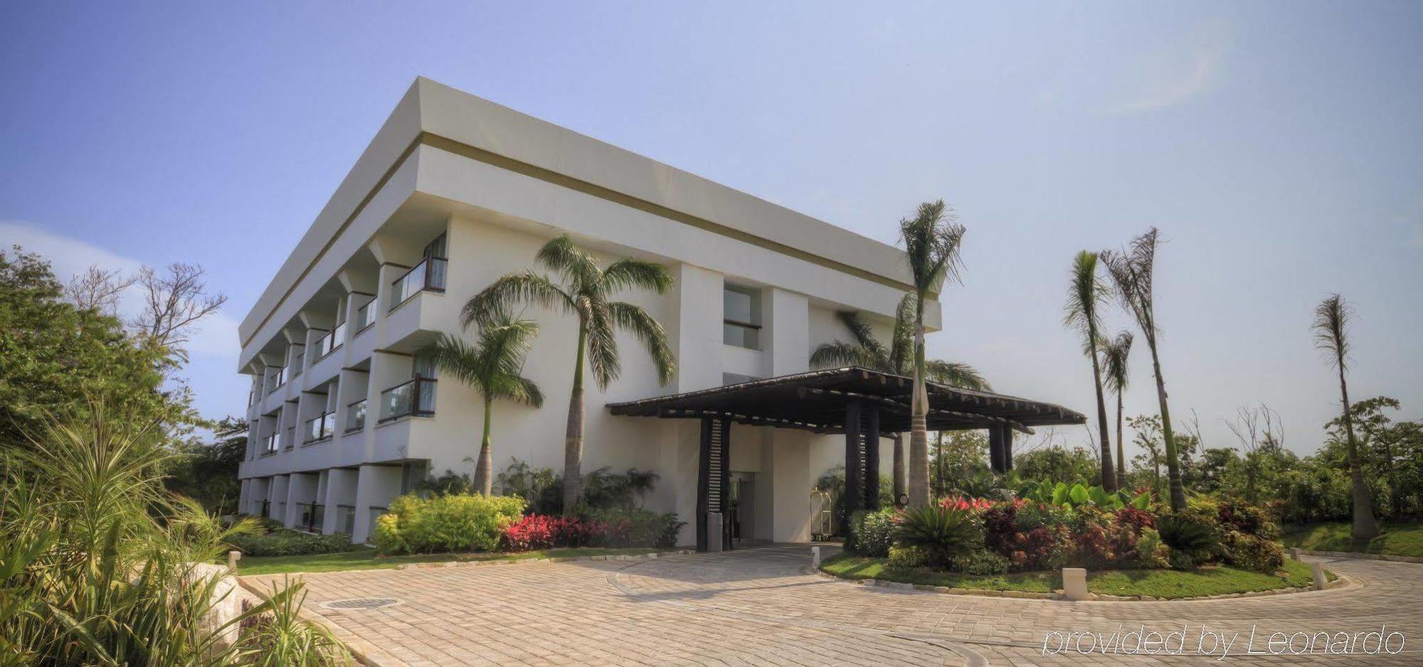 Ocean Breeze Boutique Riviera Maya Пуерто-Морелос Ресторан фото